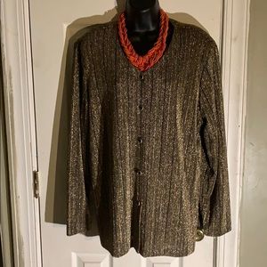 Gold metallic button down top💄